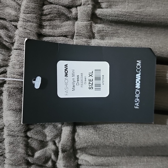 FashionNova Marilyn mini dress olive green side cutouts size XL - Picture 2 of 7